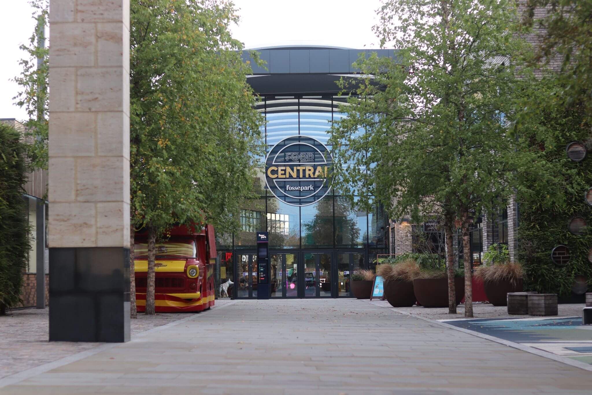 Fosse Park shopping centre taxi service - Aylestone Kings reliable transport to Fosse Park shopping destination in Leicester