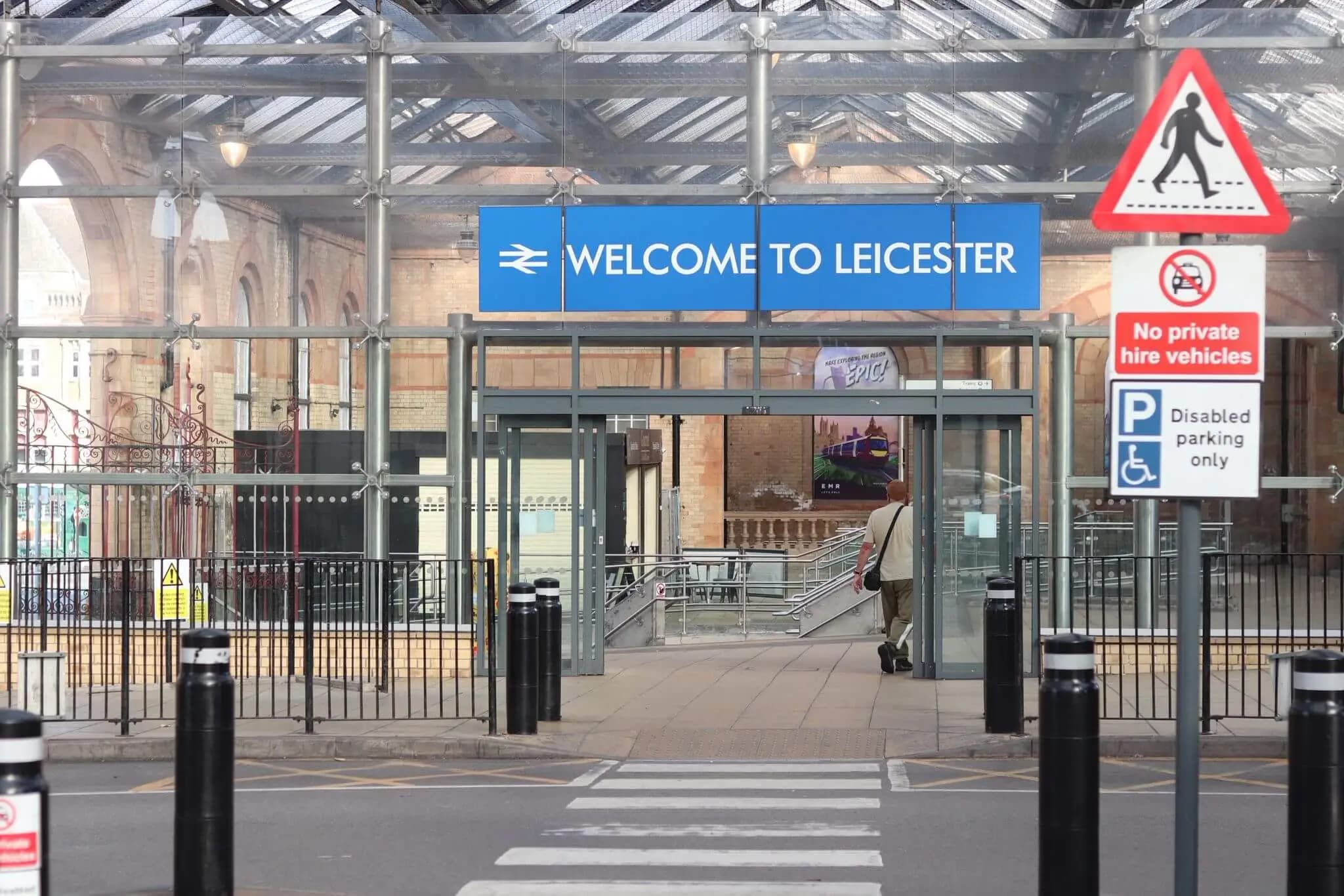 Leicester train station taxi pickup service - Aylestone Kings reliable taxi transfers from Leicester Station to destinations across Leicester